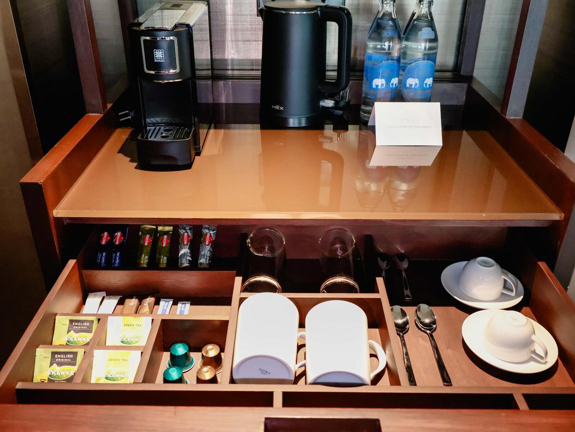 Courtyard By Marriott Bangkok Suvarnabhumi Airport Dış mekan fotoğraf