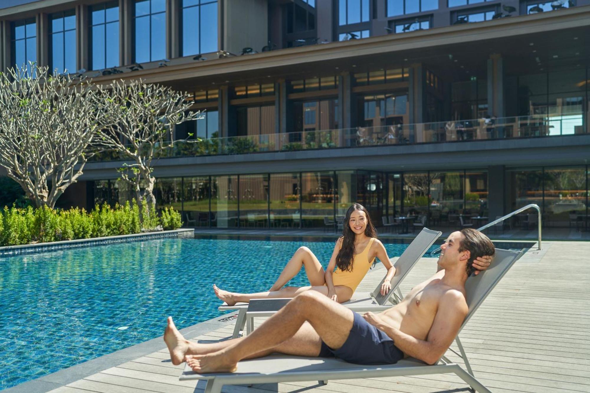 Courtyard By Marriott Bangkok Suvarnabhumi Airport Dış mekan fotoğraf