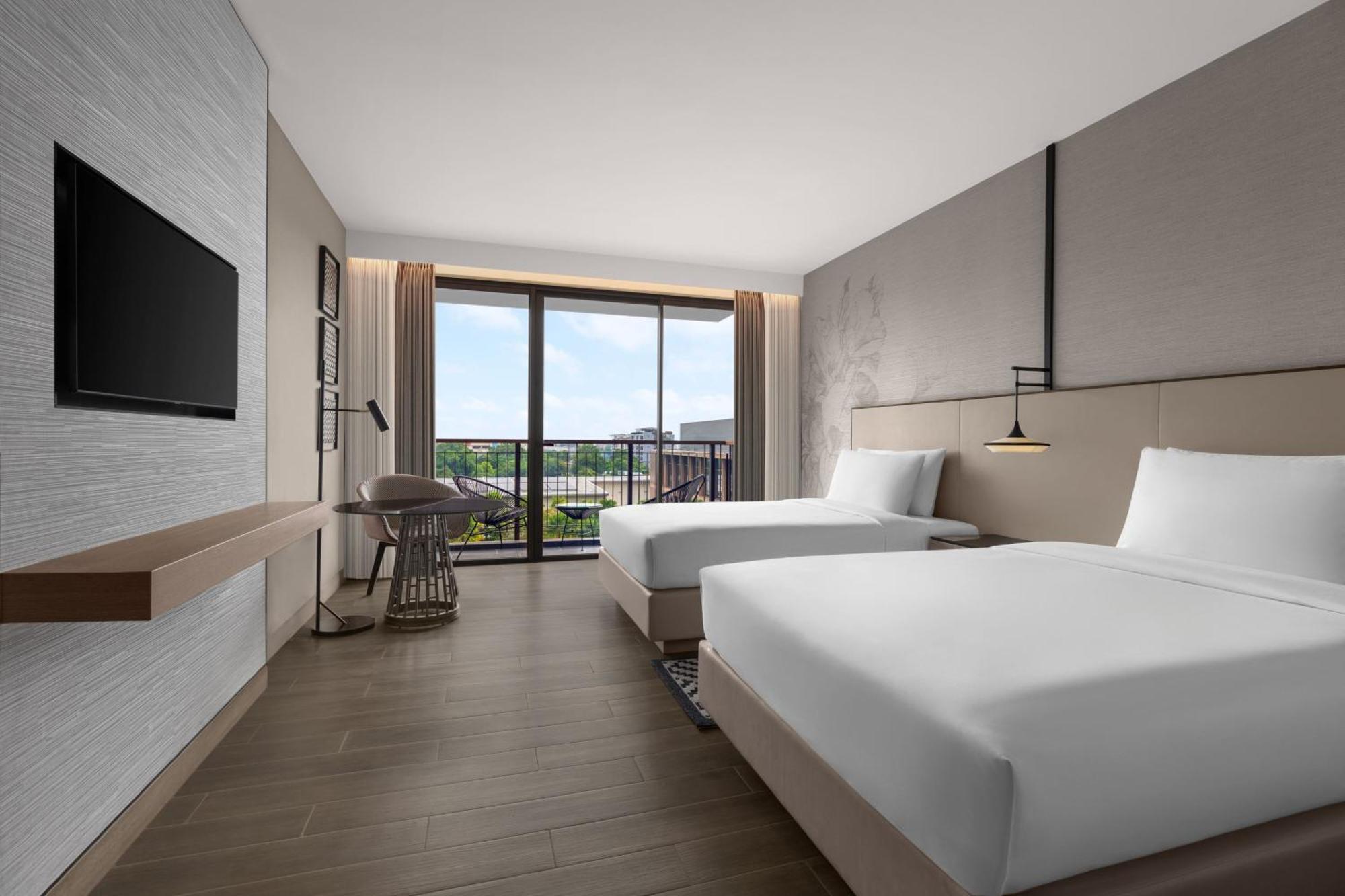 Courtyard By Marriott Bangkok Suvarnabhumi Airport Dış mekan fotoğraf