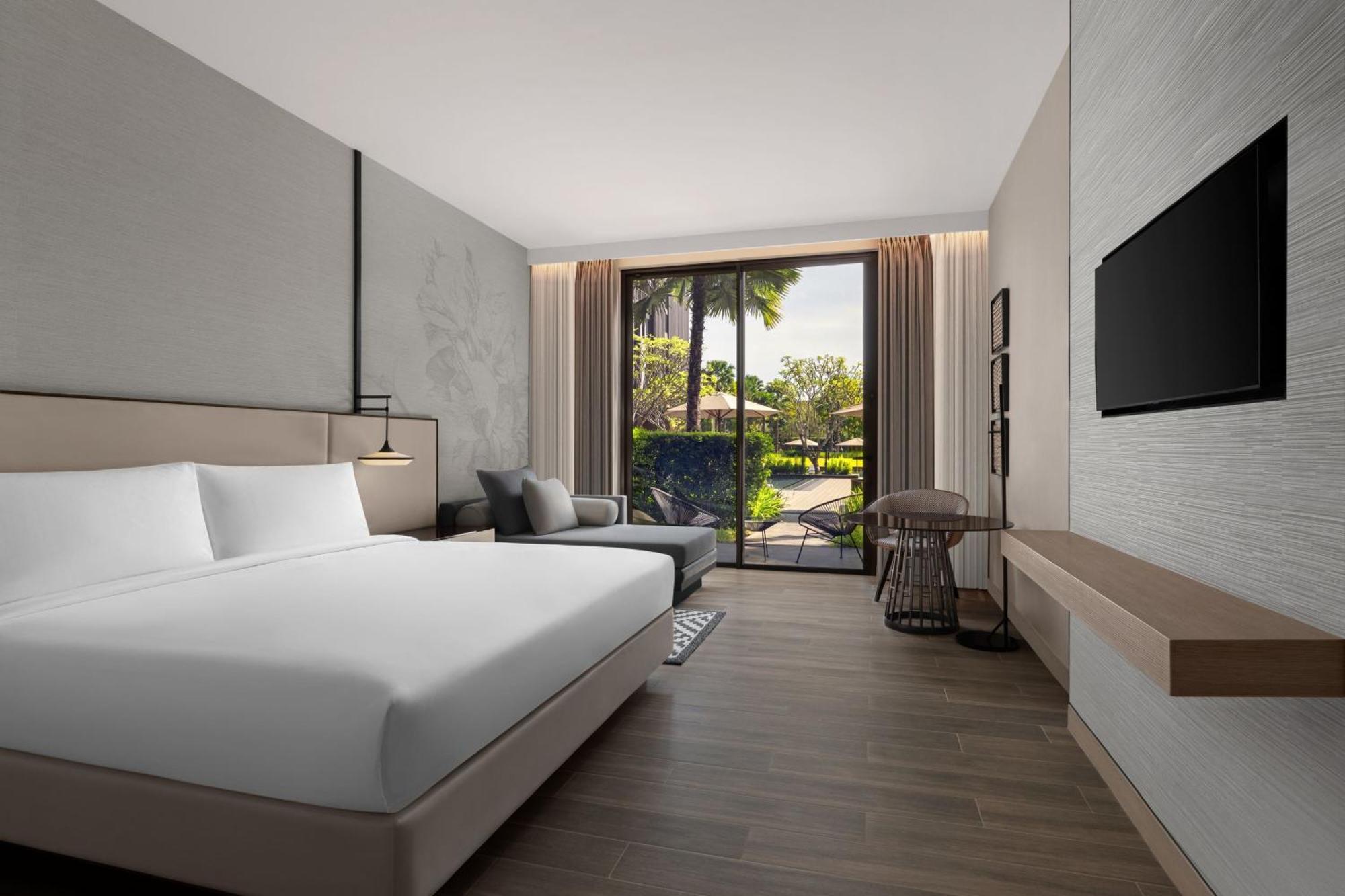 Courtyard By Marriott Bangkok Suvarnabhumi Airport Dış mekan fotoğraf