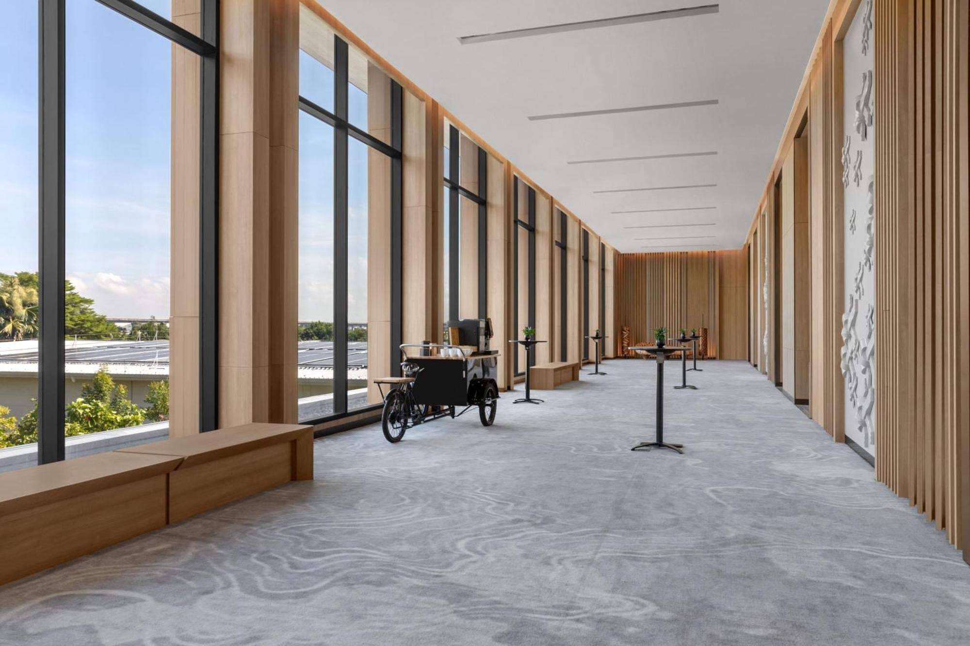 Courtyard By Marriott Bangkok Suvarnabhumi Airport Dış mekan fotoğraf