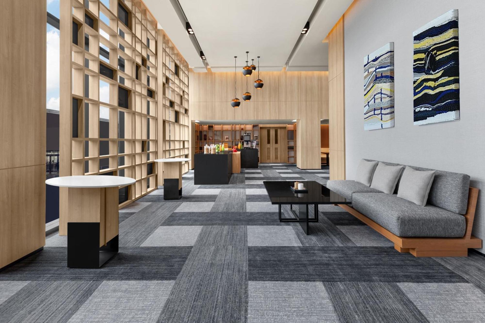 Courtyard By Marriott Bangkok Suvarnabhumi Airport Dış mekan fotoğraf